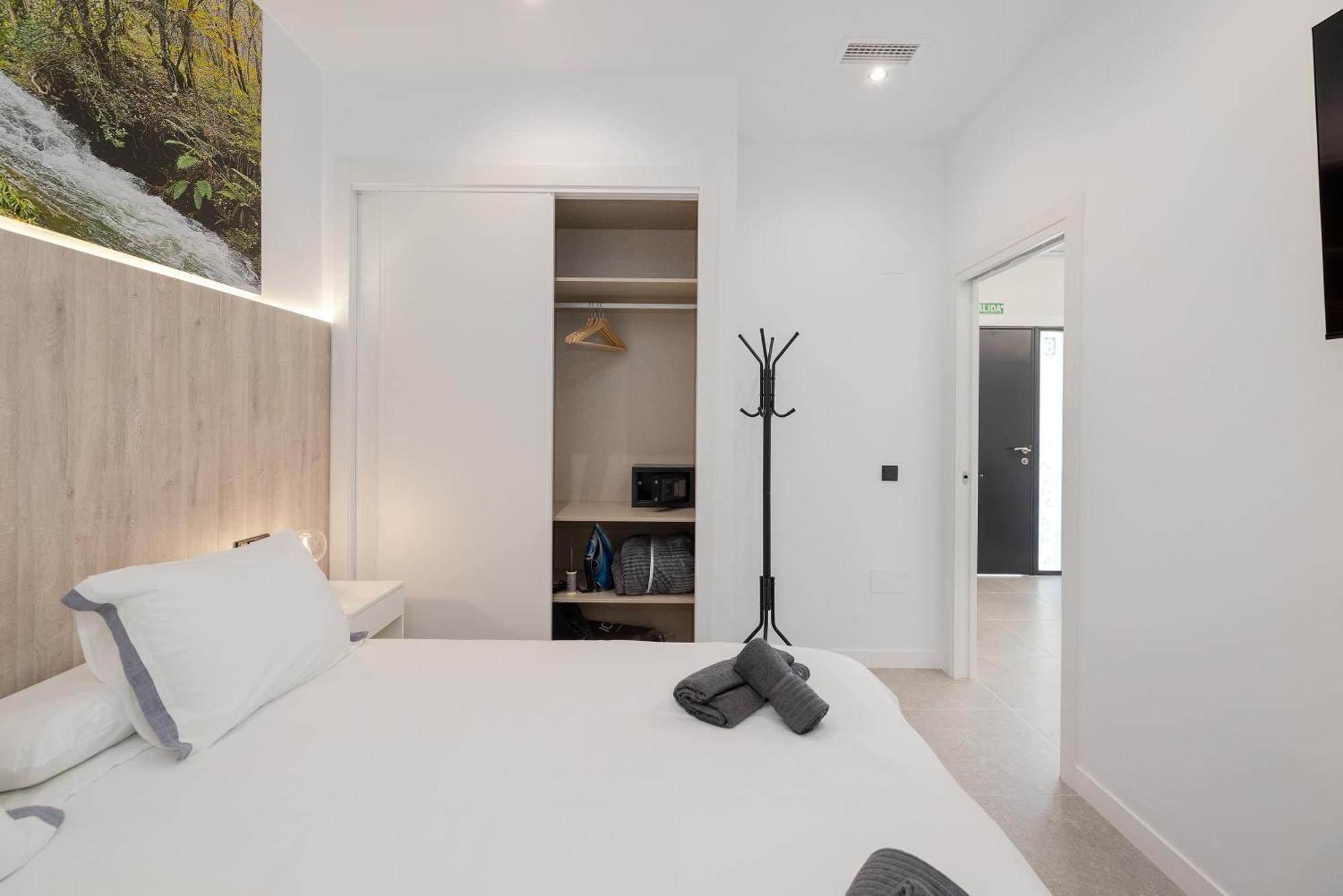 Apartamentos Turisticos Playa Marinsa Торре-дель-Мар Екстер'єр фото