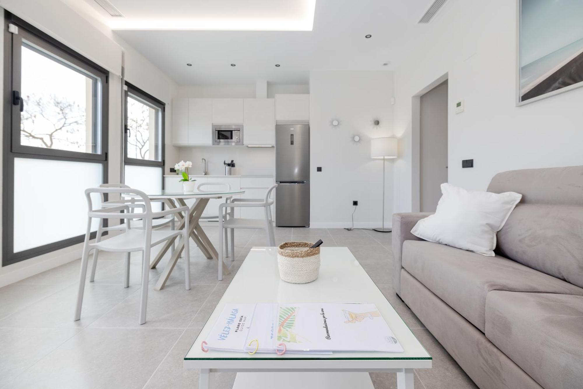 Apartamentos Turisticos Playa Marinsa Торре-дель-Мар Екстер'єр фото