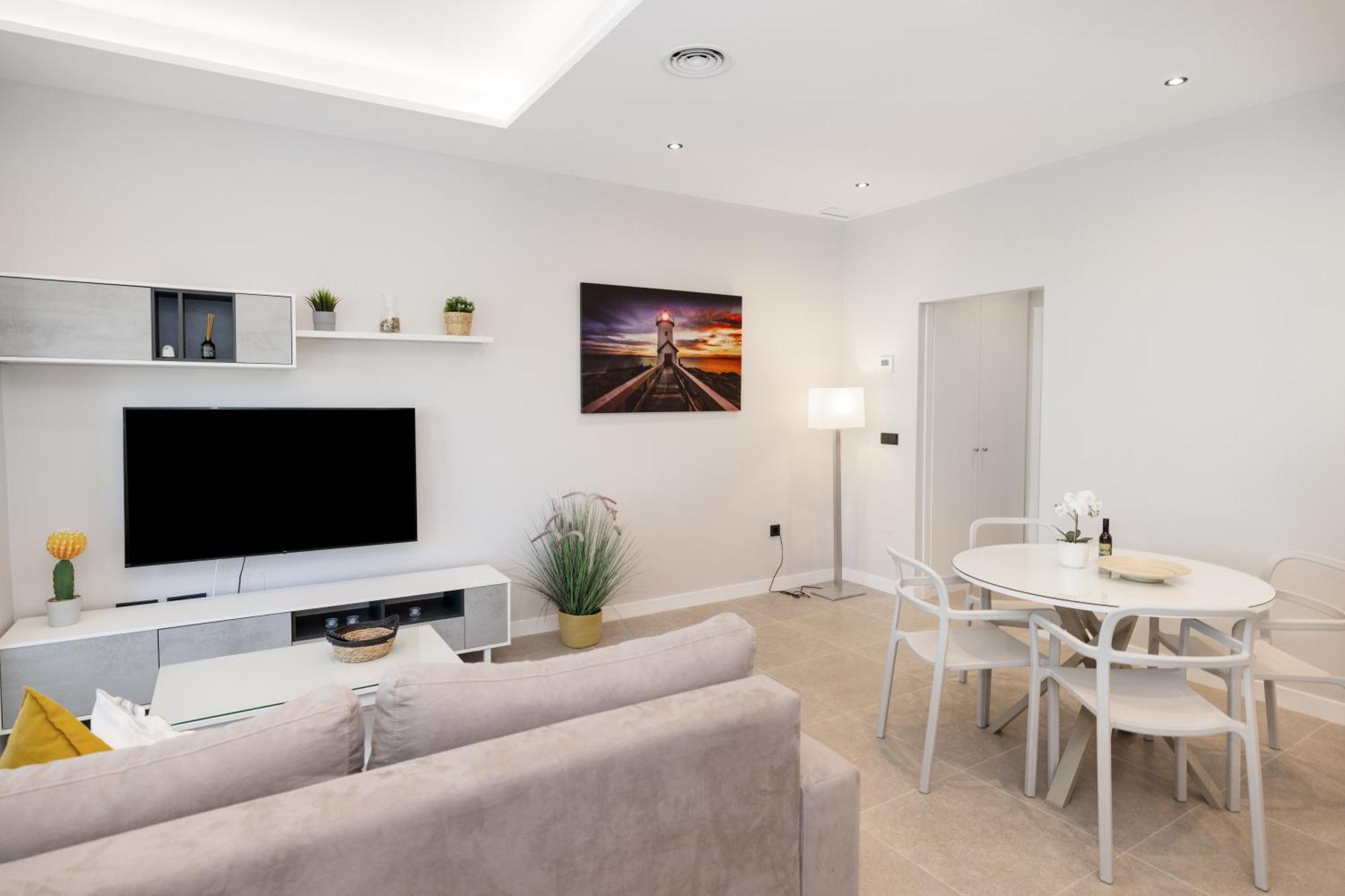 Apartamentos Turisticos Playa Marinsa Торре-дель-Мар Екстер'єр фото