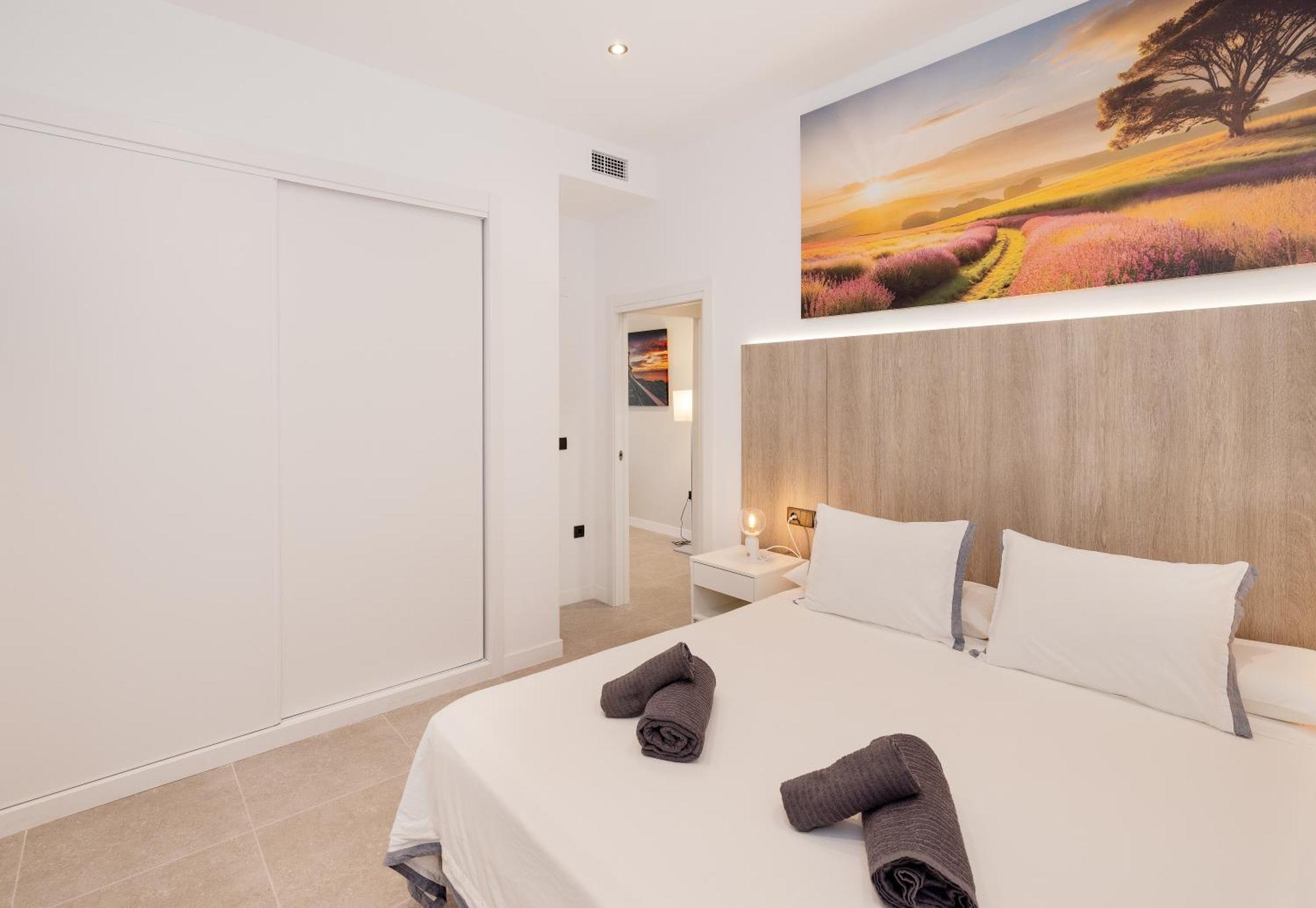 Apartamentos Turisticos Playa Marinsa Торре-дель-Мар Екстер'єр фото